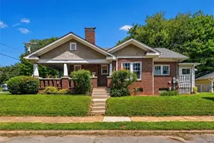 725 Lockland Ave, Winston-Salem, NC 27103 - Photo 2