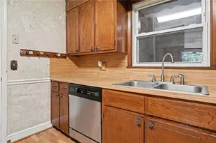 132 Cedarwood Dr, Eden, NC 27288 - Photo 8
