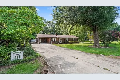 132 Cedarwood Drive, Eden, NC 27288 - Photo 2