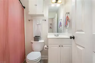 80 Harris Farm Ct, Thomasville, NC 27360 - Photo 20