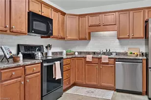 676 Chas Ct, High Point, NC 27265 - Photo 10