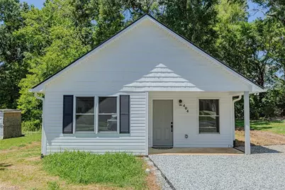 404 Walker Avenue, Graham, NC 27253 - Photo 1