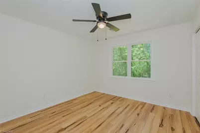 404 Walker Avenue, Graham, NC 27253 - Photo 10