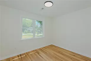 404 Walker Ave, Graham, NC 27253 - Photo 16