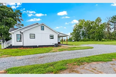 3036 US Highway 21, Hamptonville, NC 27020 - Photo 24
