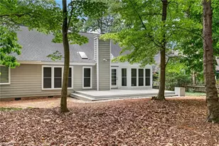 4702 Country Woods Ln, Greensboro, NC 27410 - Photo 30