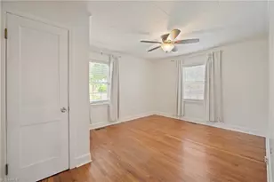 108 Jefferson St, Yadkinville, NC 27055 - Photo 14