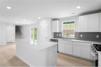 118 Primrose Street, King, NC 27021 - Photo 12