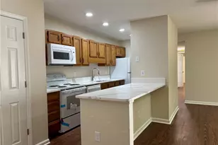 702 Glendale Dr, Greensboro, NC 27406 - Photo 1