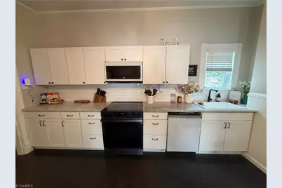 2400 Spring Garden Street, Greensboro, NC 27403 - Photo 12