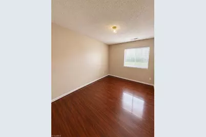 2610 Chatfield Drive, Winston-Salem, NC 27103 - Photo 4
