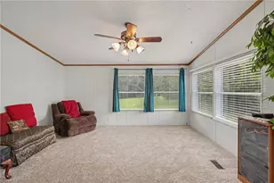 1060 Knobview Ln, Pilot Mountain, NC 27041 - Photo 18