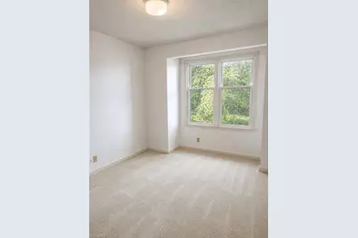 324 Meadows Circle, Winston-Salem, NC 27104 - Photo 8