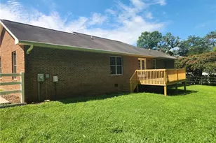 134 Lauten Loop, Madison, NC 27025 - Photo 2