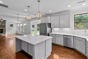 5722 Woodrose Ln, Greensboro, NC 27410 - Photo 14