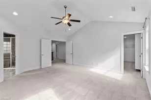 5722 Woodrose Ln, Greensboro, NC 27410 - Photo 30