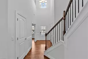 5722 Woodrose Ln, Greensboro, NC 27410 - Photo 4