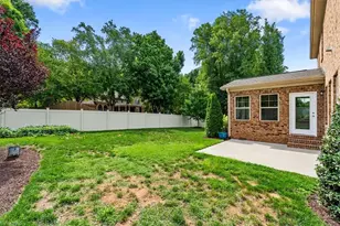 5722 Woodrose Ln, Greensboro, NC 27410 - Photo 44
