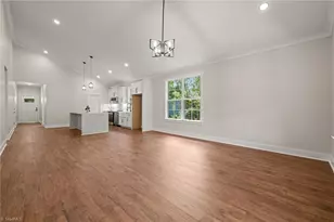 2549 Pinetop Ave, Graham, NC 27253 - Photo 14