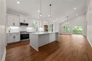 2549 Pinetop Ave, Graham, NC 27253 - Photo 4