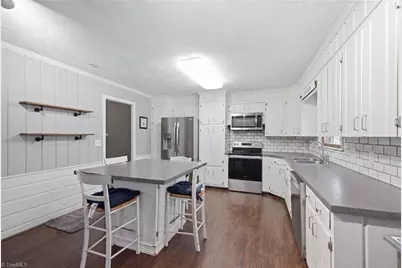 1131 Barclay Terrace, Winston-Salem, NC 27106 - Photo 16