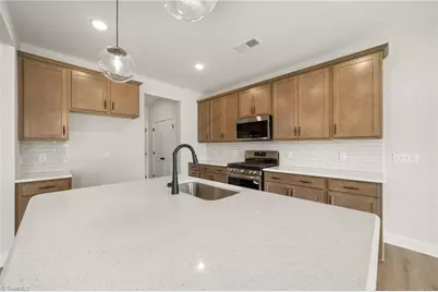 3109 Hayes Village Road, Greensboro, NC 27405 - Photo 16