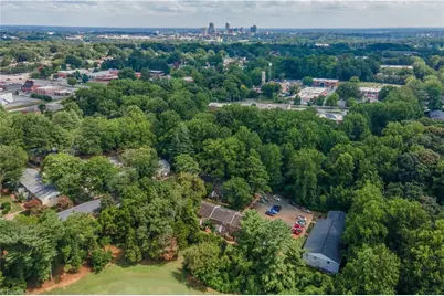 2811 Bleeker Square #F, Winston-Salem, NC 27106 - Photo 2