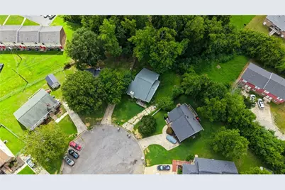 9 Pear Tree Court, Greensboro, NC 27401 - Photo 36