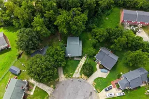 9 Pear Tree Ct, Greensboro, NC 27401 - Photo 34