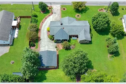 510 Gillespie Street, Dobson, NC 27017 - Photo 26