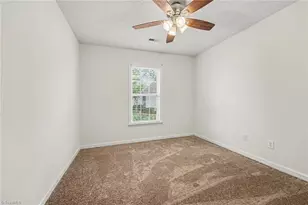 3616 Grandway Cir, Greensboro, NC 27409 - Photo 20