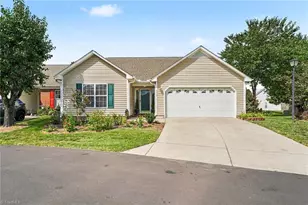 3616 Grandway Cir, Greensboro, NC 27409 - Photo 2