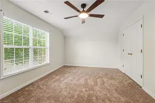 3616 Grandway Cir, Greensboro, NC 27409 - Photo 16