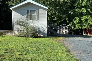 109 Hummingbird Cir, New London, NC 28127 - Photo 24