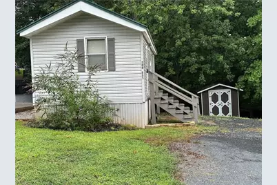 109 Humming Bird Circle, New London, NC 28127 - Photo 2
