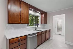 1023 Cliff Rd, Asheboro, NC 27203 - Photo 12