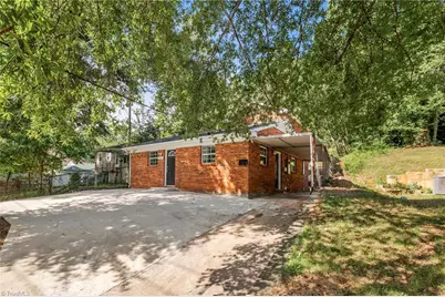 2117 Bowen Boulevard, Winston-Salem, NC 27105 - Photo 2