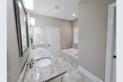 5029 Bennington Way, High Point, NC 27262 - Photo 8