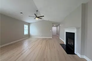 3963 Heather View Ln, Winston-Salem, NC 27127 - Photo 6