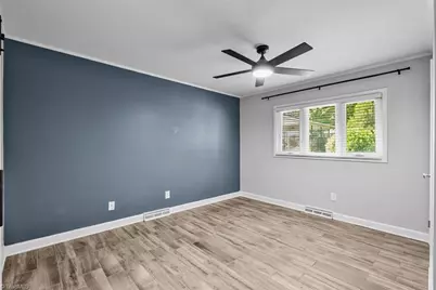 2918 New Hanover Drive, Greensboro, NC 27408 - Photo 22