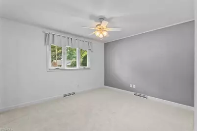2918 New Hanover Drive, Greensboro, NC 27408 - Photo 30