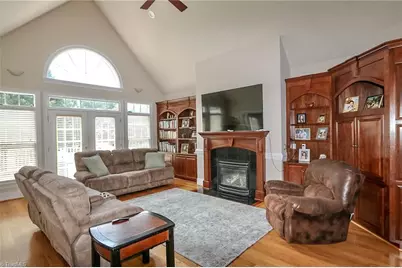 531 Westbrook Street, Jonesville, NC 28642 - Photo 4