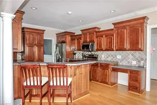531 Westbrook St, Jonesville, NC 28642 - Photo 8