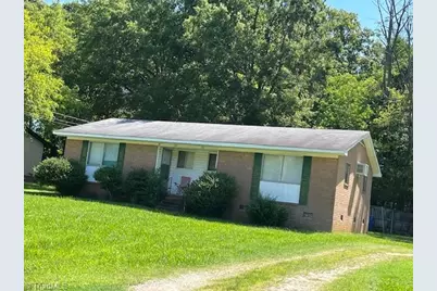 304 Lake Drive, Archdale, NC 27263 - Photo 2