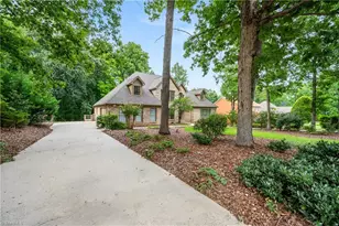 3810 Buncombe Dr, Greensboro, NC 27407 - Photo 44