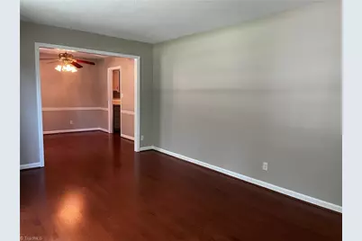4704 Chesterton Drive, Greensboro, NC 27320 - Photo 8