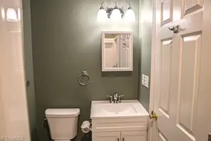 800 S Sunset Dr, Winston-Salem, NC 27103 - Photo 30