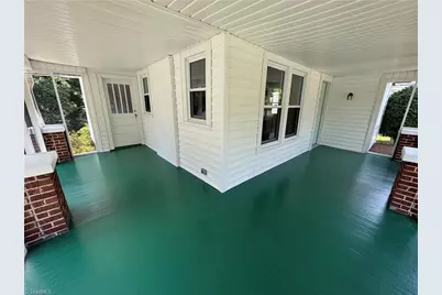 800 S Sunset Drive, Winston-Salem, NC 27103 - Photo 6
