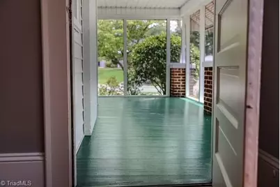 800 S Sunset Drive, Winston-Salem, NC 27103 - Photo 8