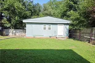 1415 Forrest St, High Point, NC 27262 - Photo 10